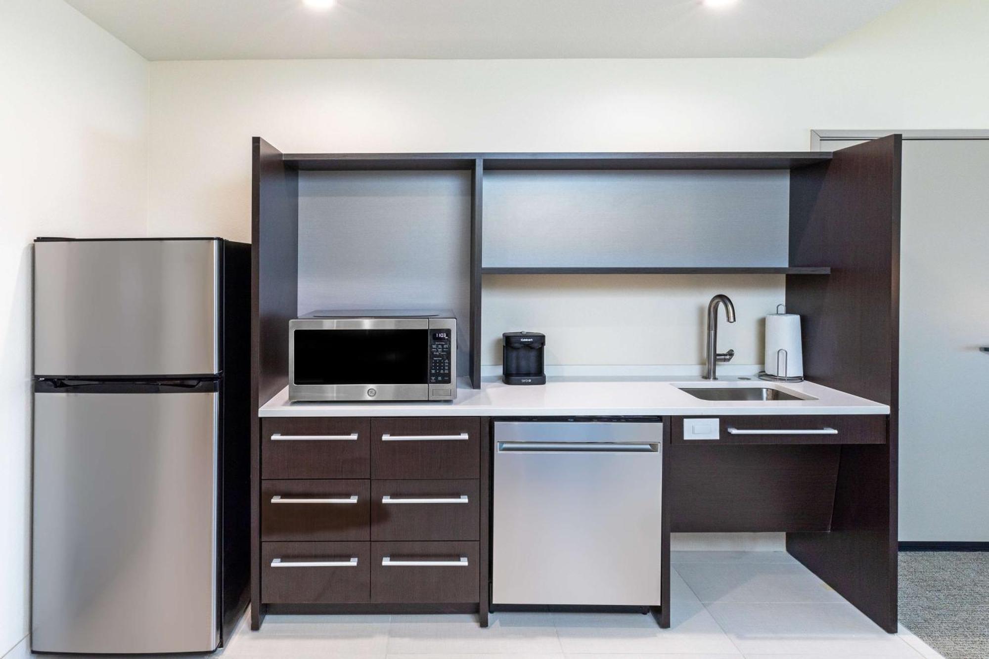 Home2 Suites By Hilton Midland East, Tx Buitenkant foto